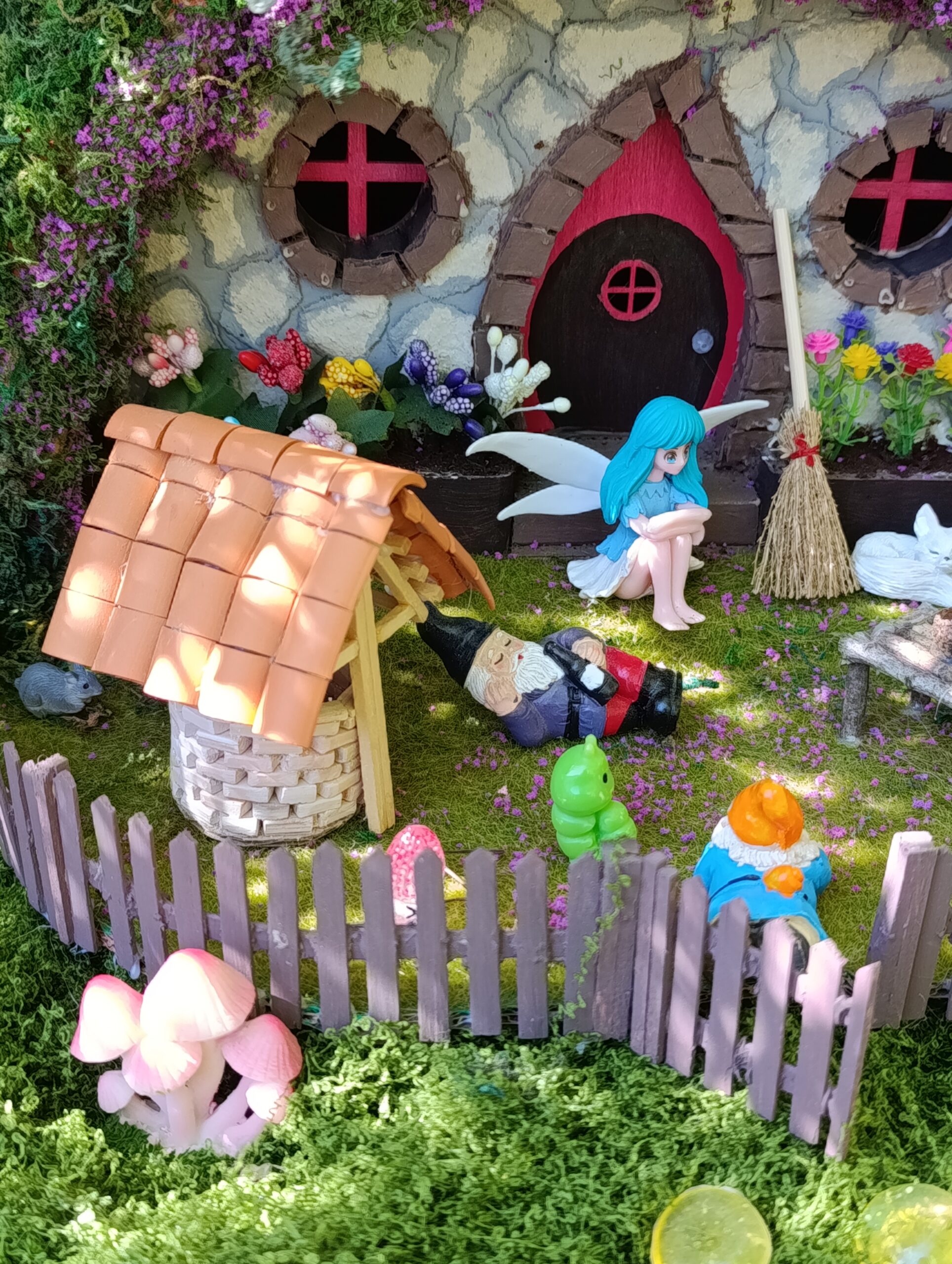 Maison de Hobbit, refuge Terreux du Village du Lys Enchanté – Image 2