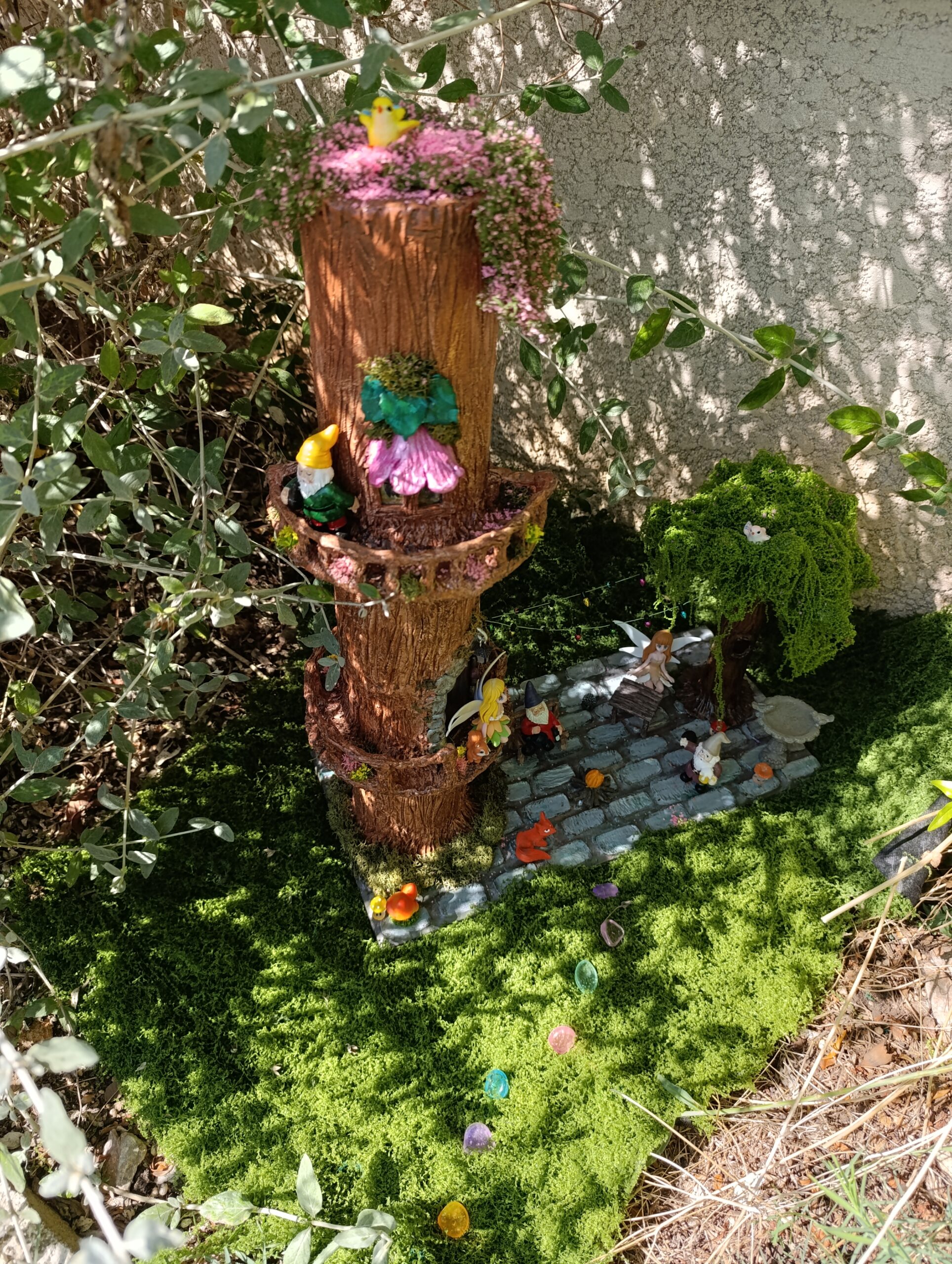 🌳✨Maison Arbre refuge Sylvestre du Village du Lys Enchanté – Image 5