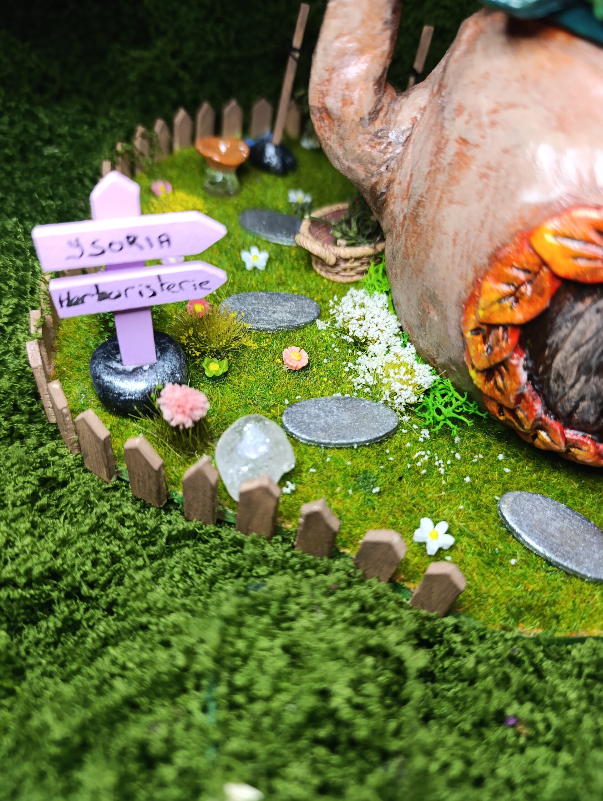 🌿 Maison Théière d’Ysoria, herboriste du Village du Lys Enchanté – Image 6