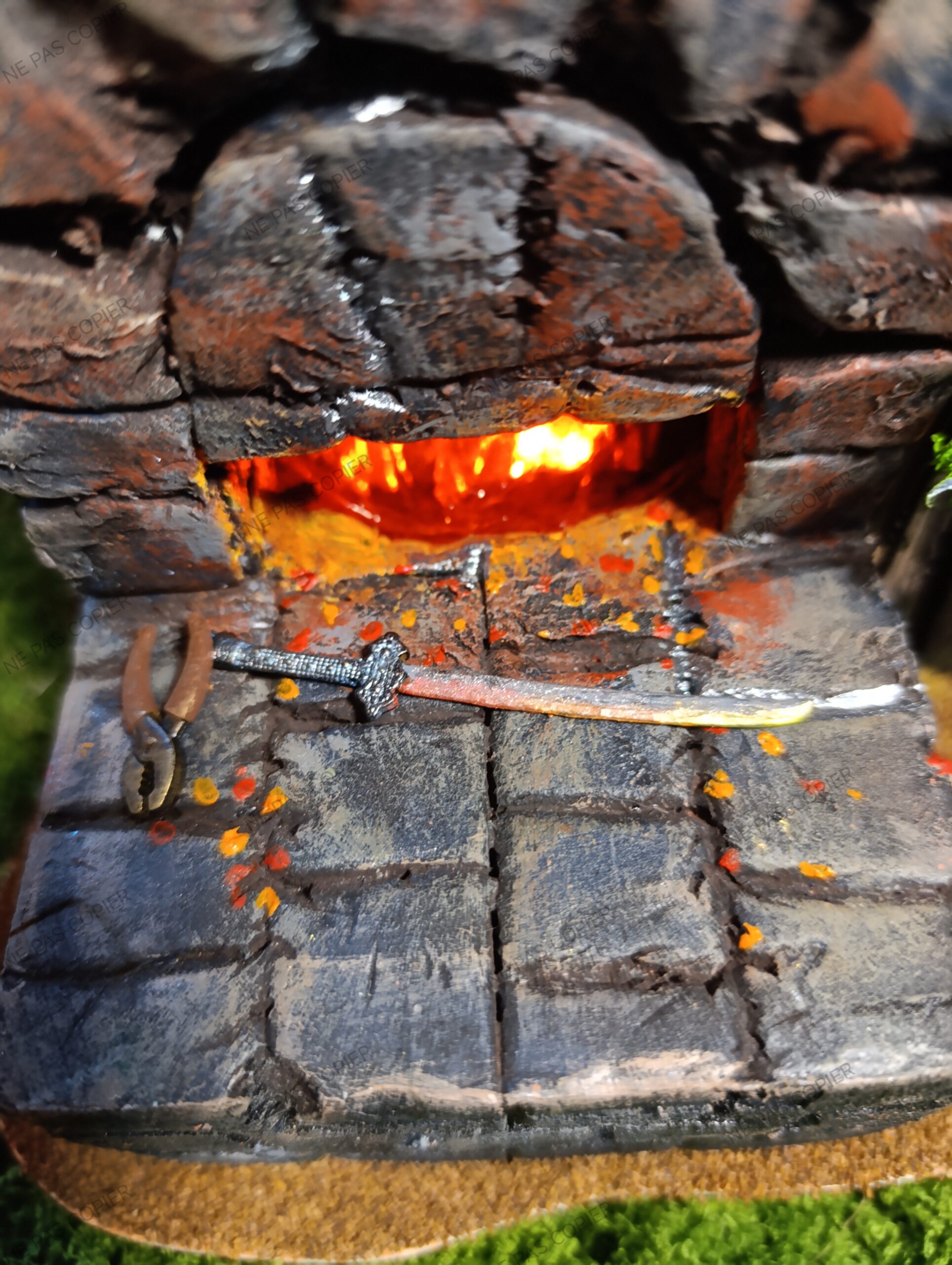 🔨🏔 Maison-Roche de Guyldrinn, la Forge du Village du Lys Enchanté – Image 4