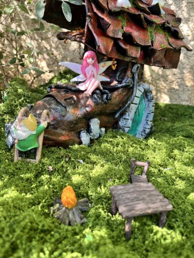 Maison Botte de Bottineau, lutin Cordonnier du Village du Lys Enchanté