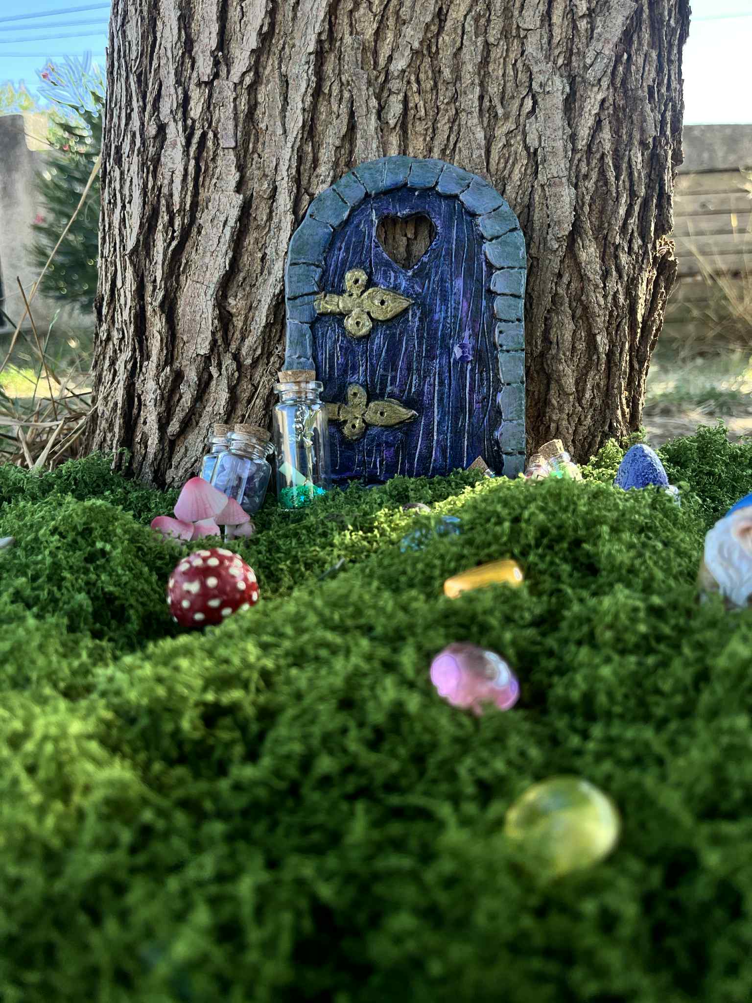 Messenger_creation_67F06C0B-D0FF-4642-8233-E7FF2810C9A4 Porte féerique des lueurs royal – Image 7