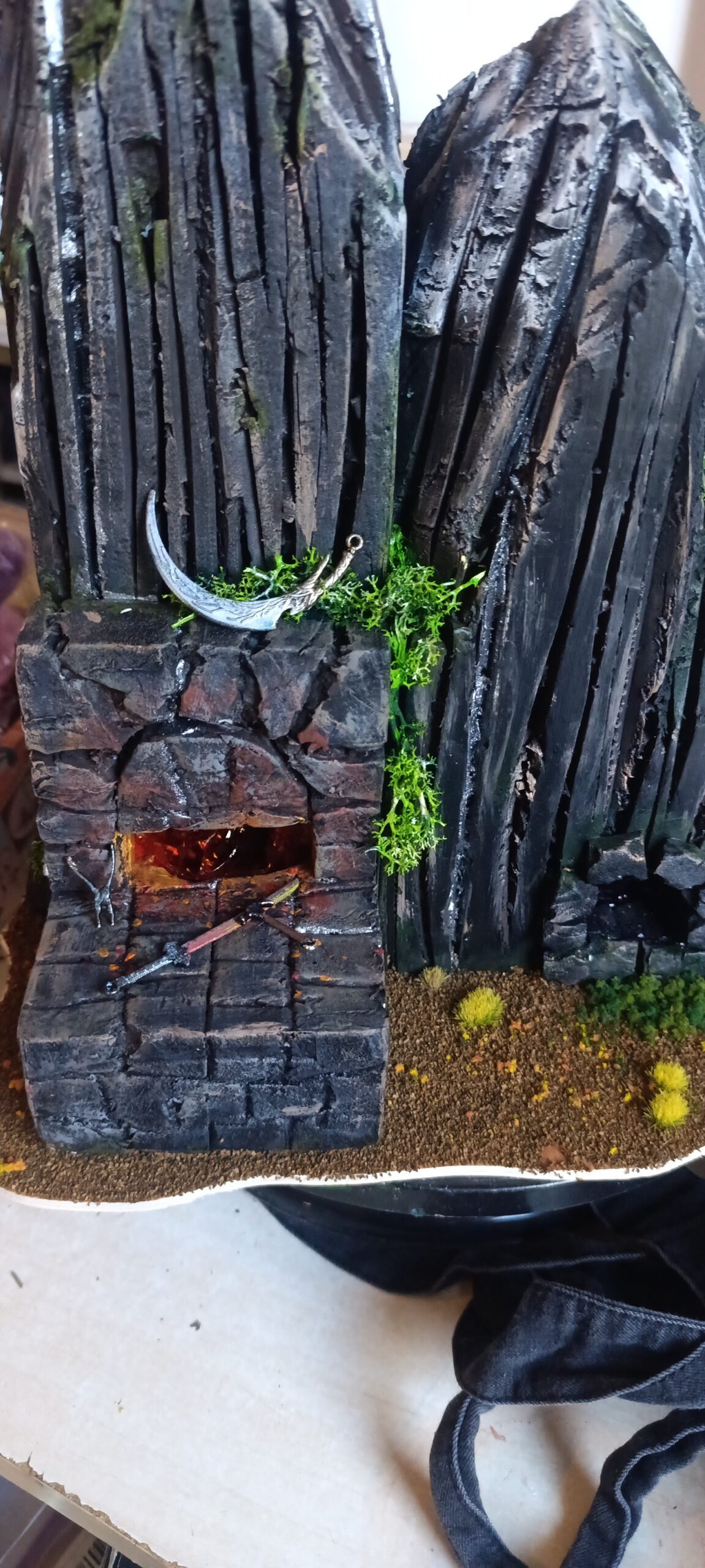 🔨🏔 Maison-Roche de Guyldrinn, la Forge du Village du Lys Enchanté – Image 20