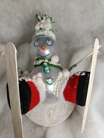 « Flocondo  Bonhomme de neige skieur vert »