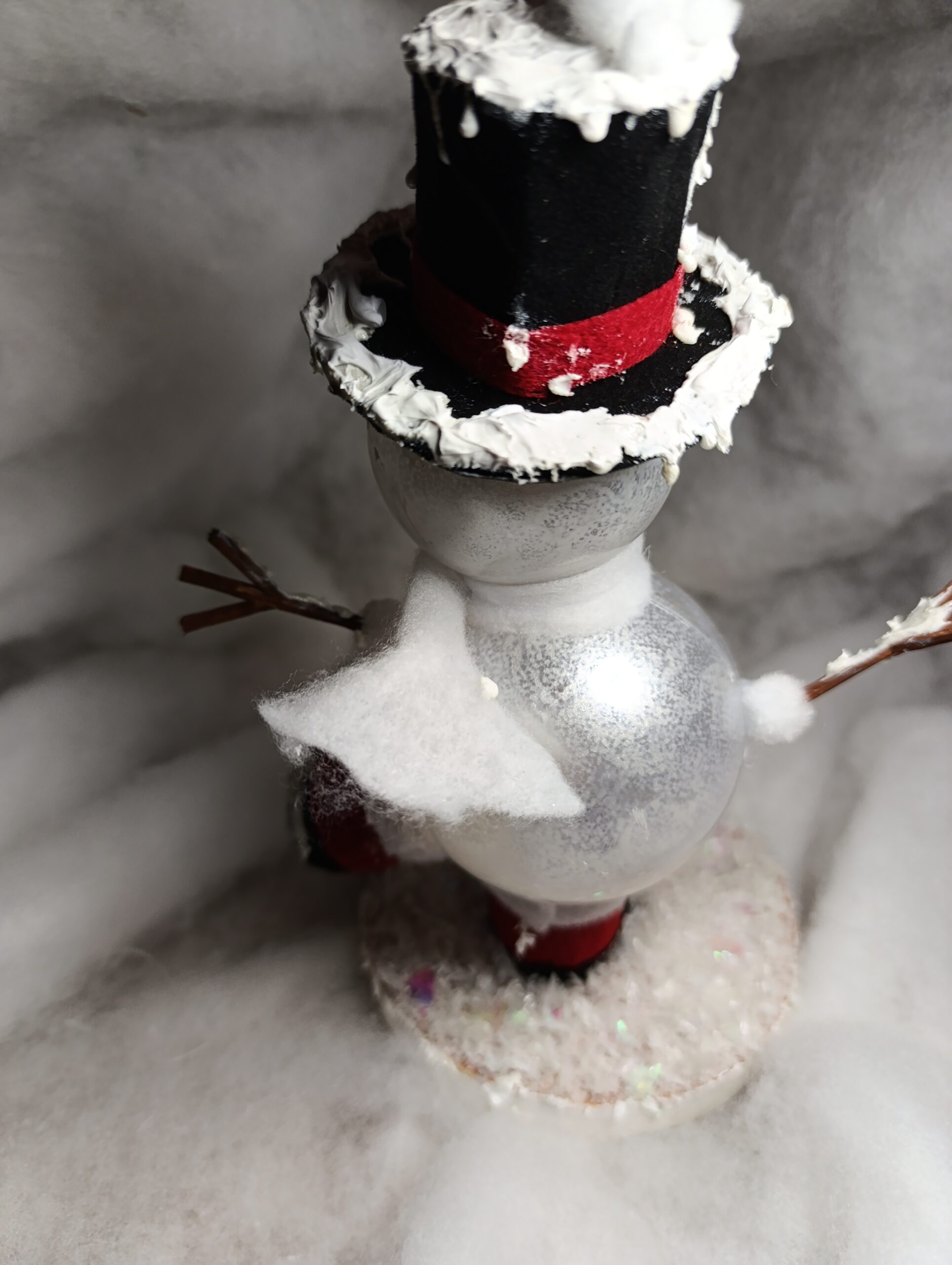 IMG_20251209_095353 « Frimoussepanique Bonhomme de neige surpris au chapeau enneigé » – Image 5