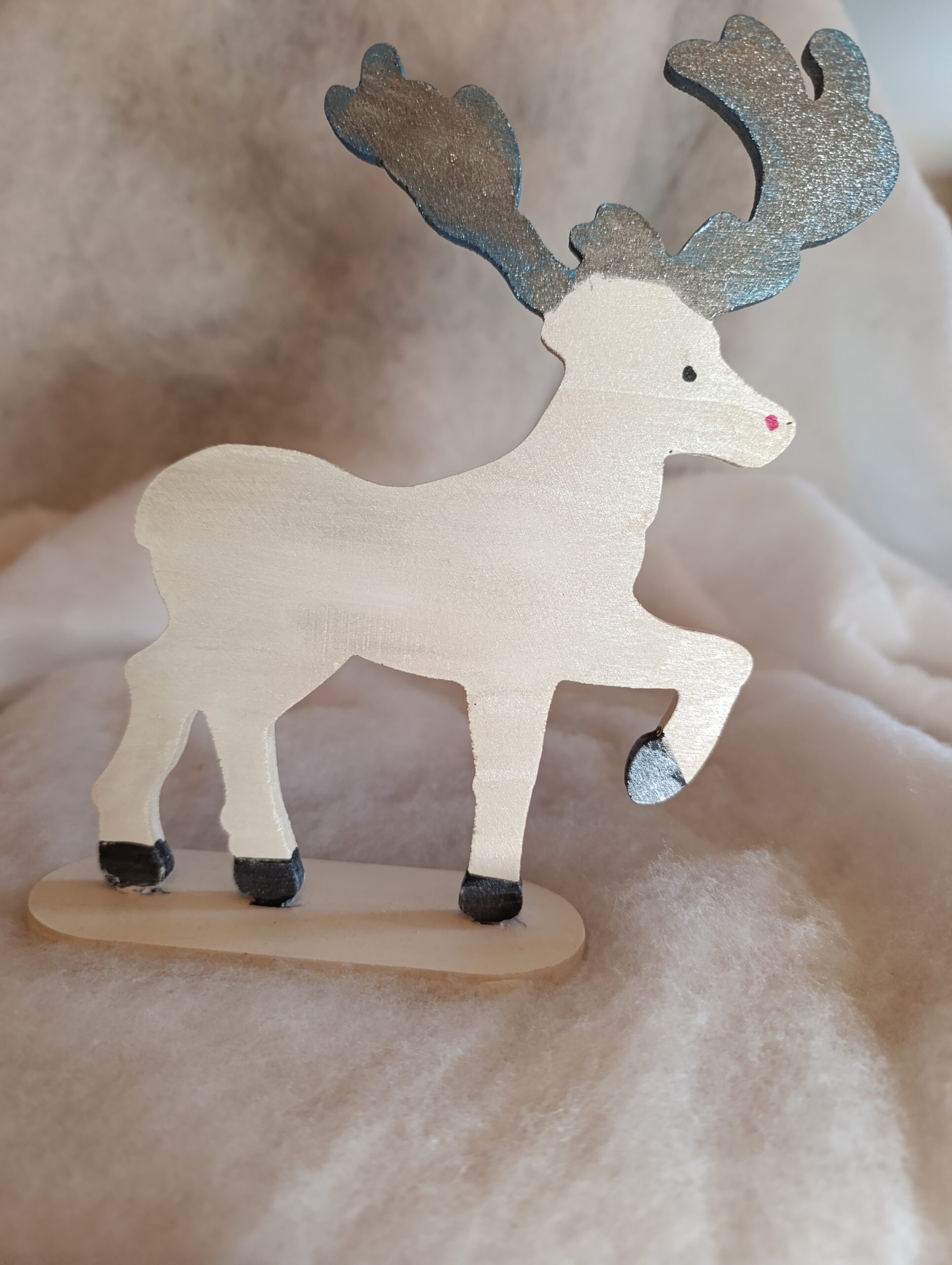 IMG_20251209_105514 🦌 Renne Enneigé du Village du Lys Enchanté Décoration artisanale de Noël – Image 9