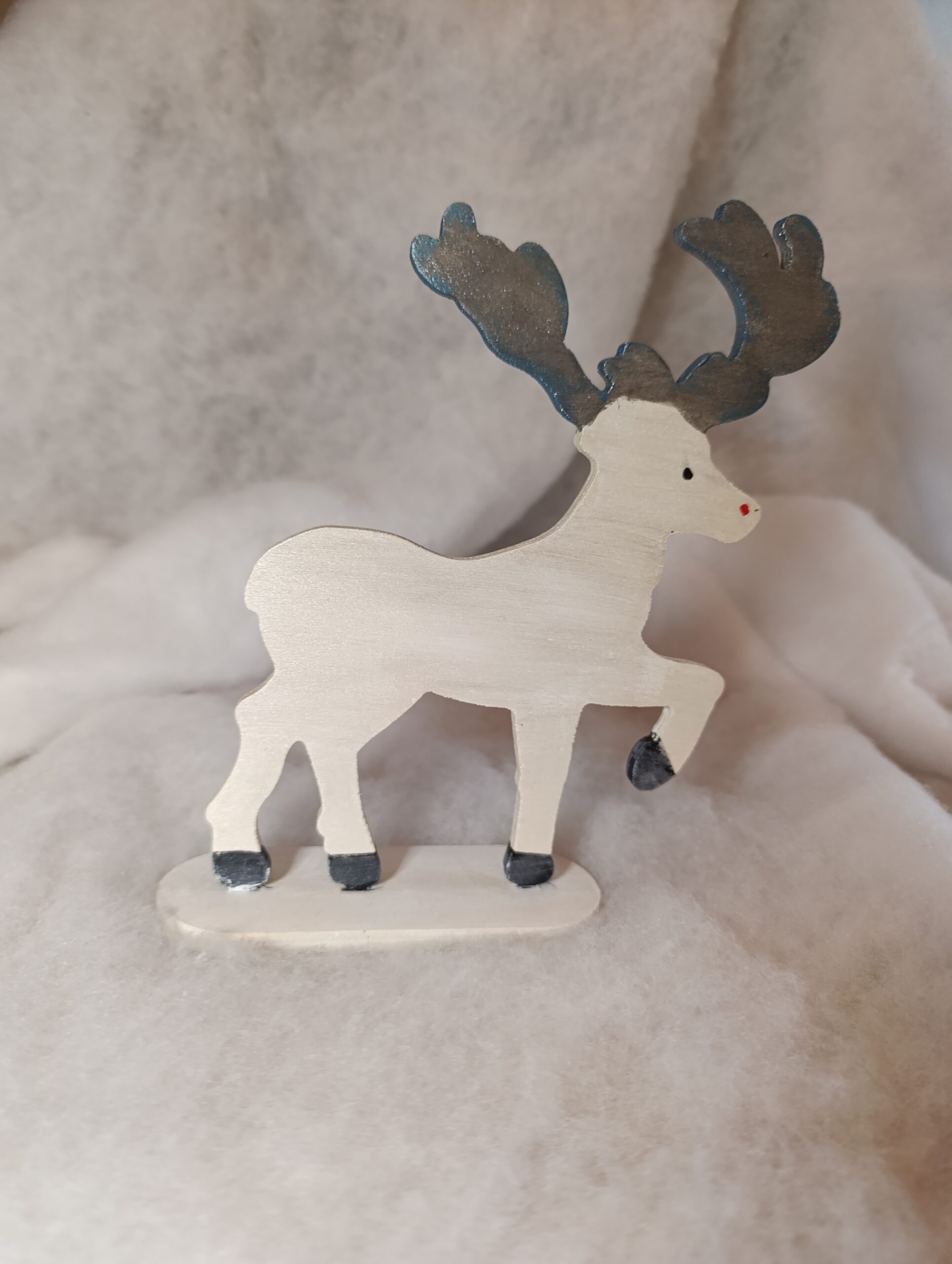 IMG_20251209_105557 🦌 Renne Enneigé du Village du Lys Enchanté Décoration artisanale de Noël – Image 3