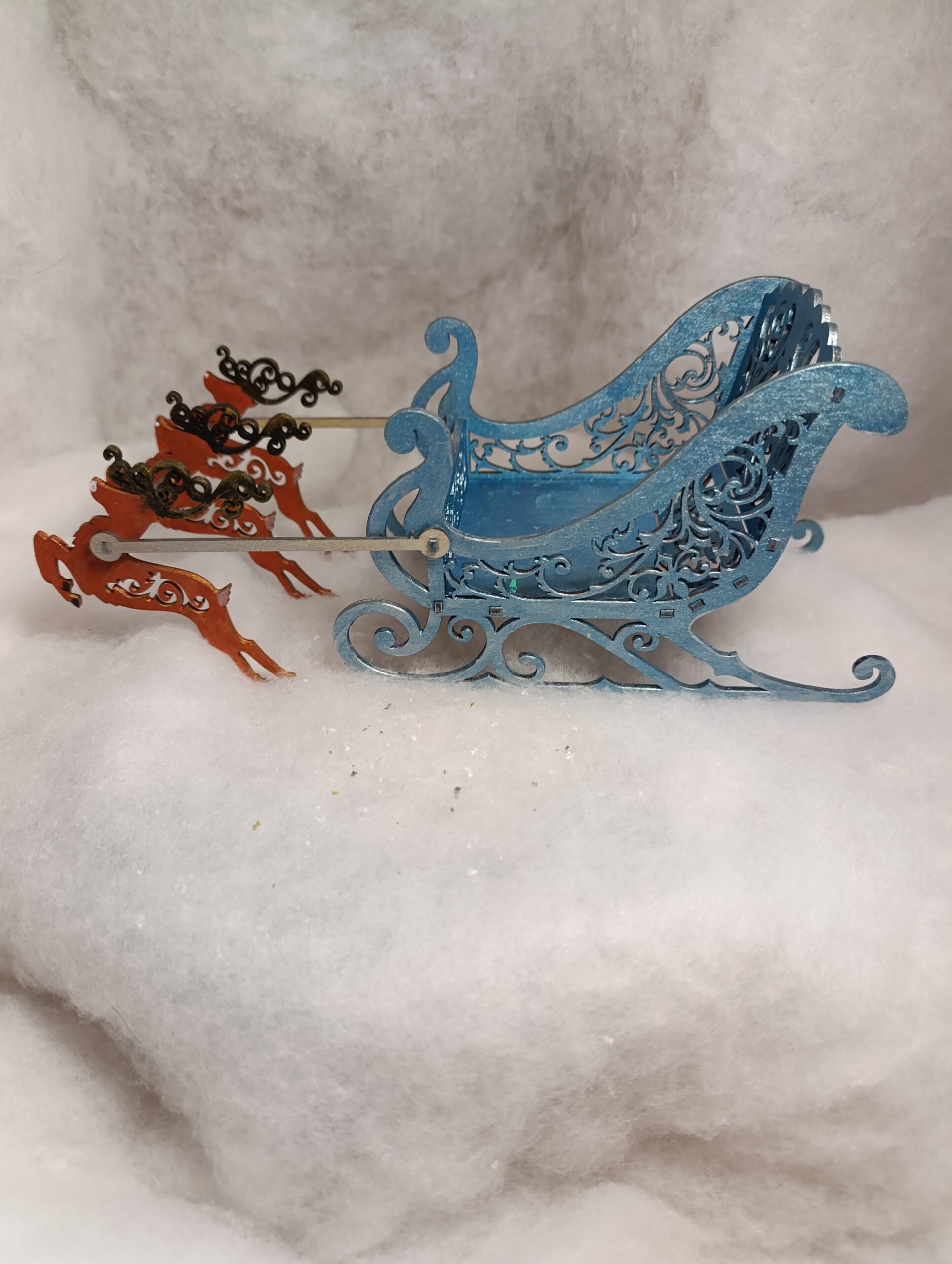 IMG_20251209_114234 ❄️✨ Traîneau Bleu Boréal – Le Messager des Nuits Givrées – Image 7