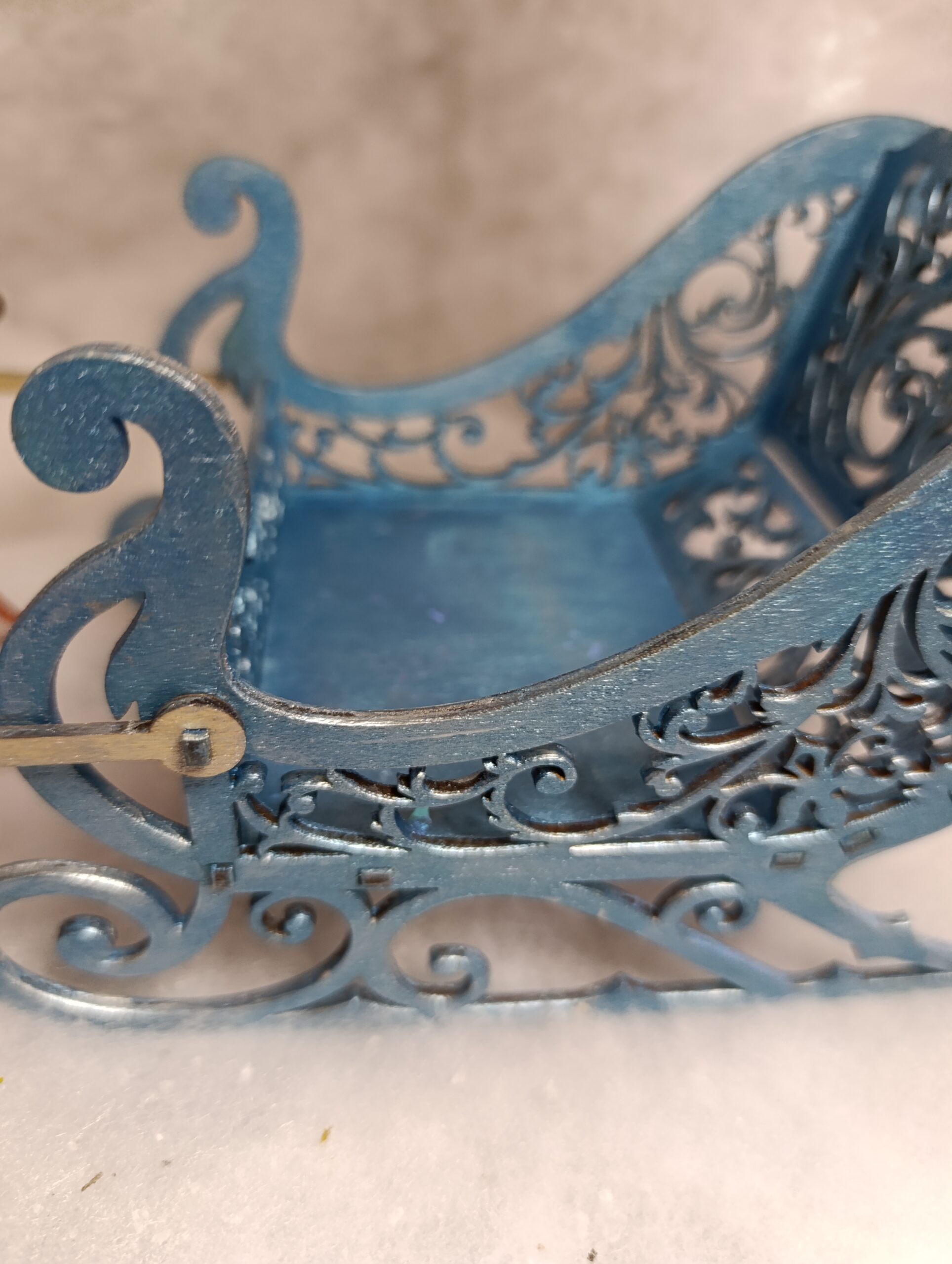 IMG_20251209_114246 ❄️✨ Traîneau Bleu Boréal – Le Messager des Nuits Givrées – Image 4