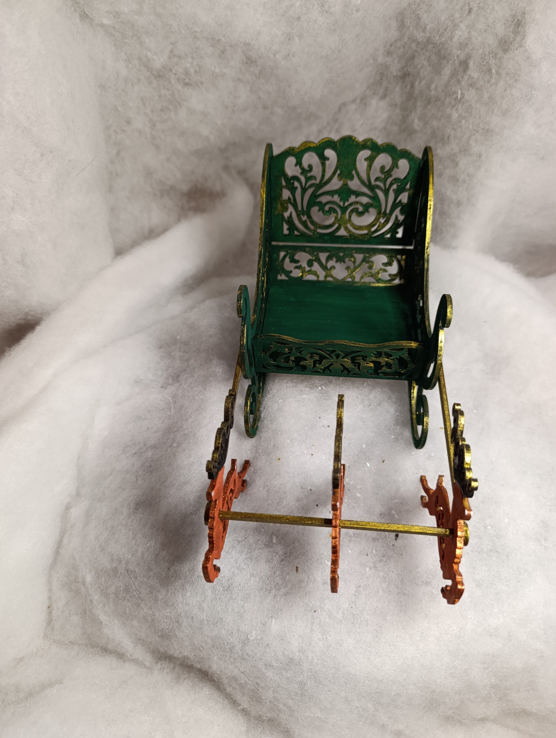 IMG_20251209_114338 🌲✨ Traîneau Vert Émeraude Le Gardien des Forêts Hivernales – Image 3