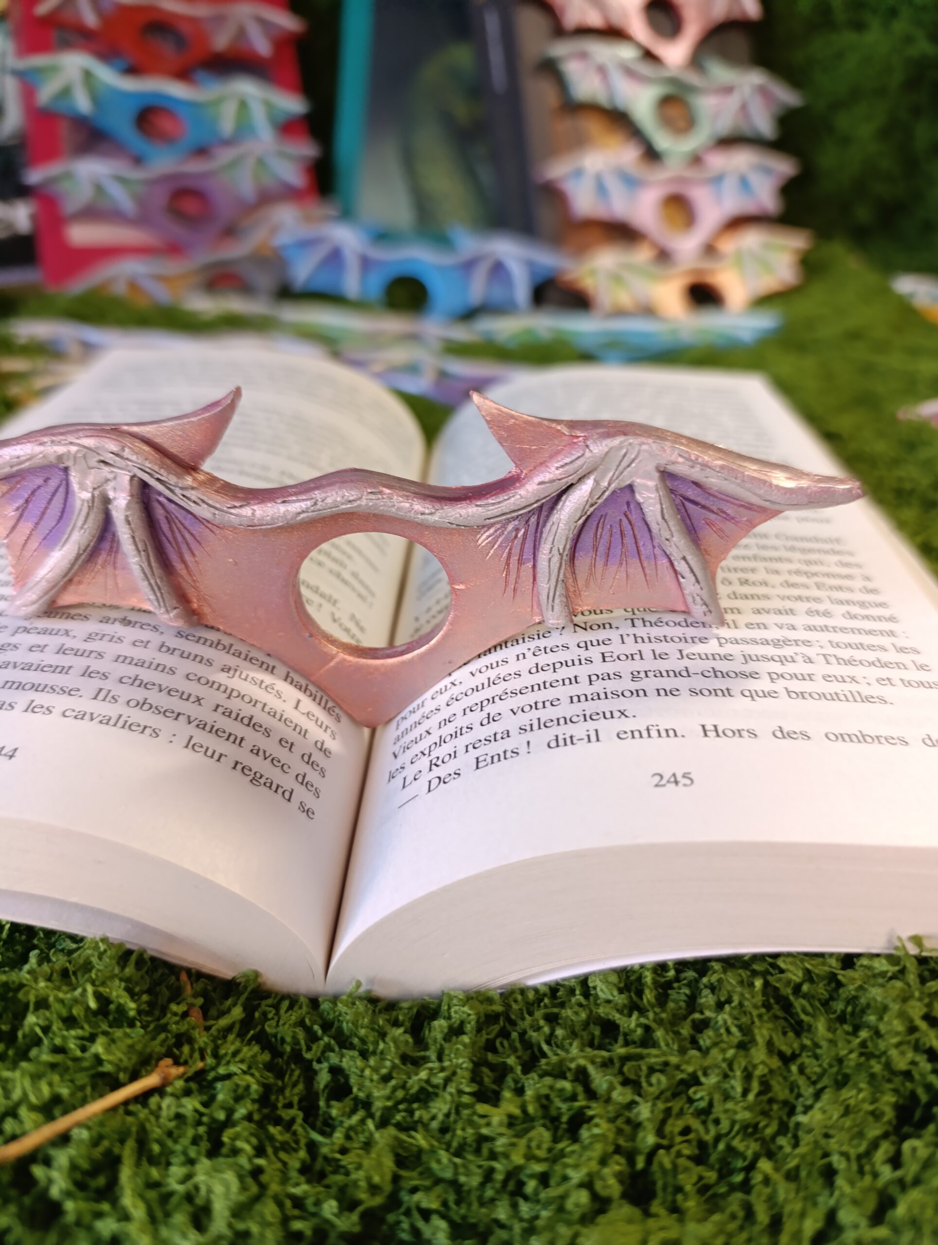 rune féerique celtique – gardienne des murmures enchantés rune féerique celtique – gardienne des murmures enchantés