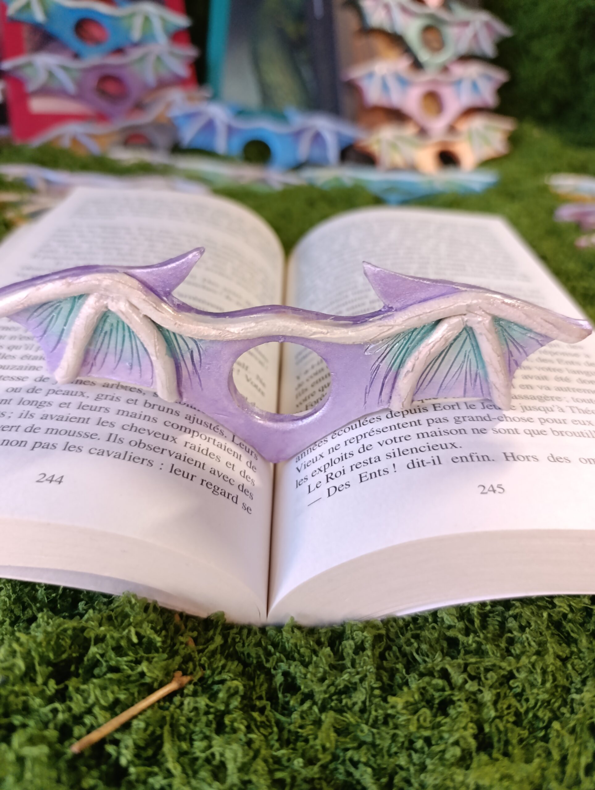 rune féerique celtique – gardienne des murmures enchantés rune féerique celtique – gardienne des murmures enchantés