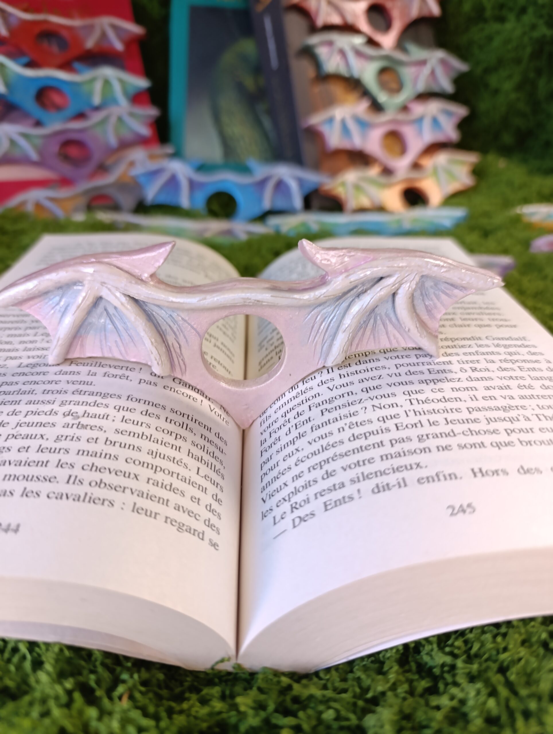 rune féerique celtique – gardienne des murmures enchantés rune féerique celtique – gardienne des murmures enchantés