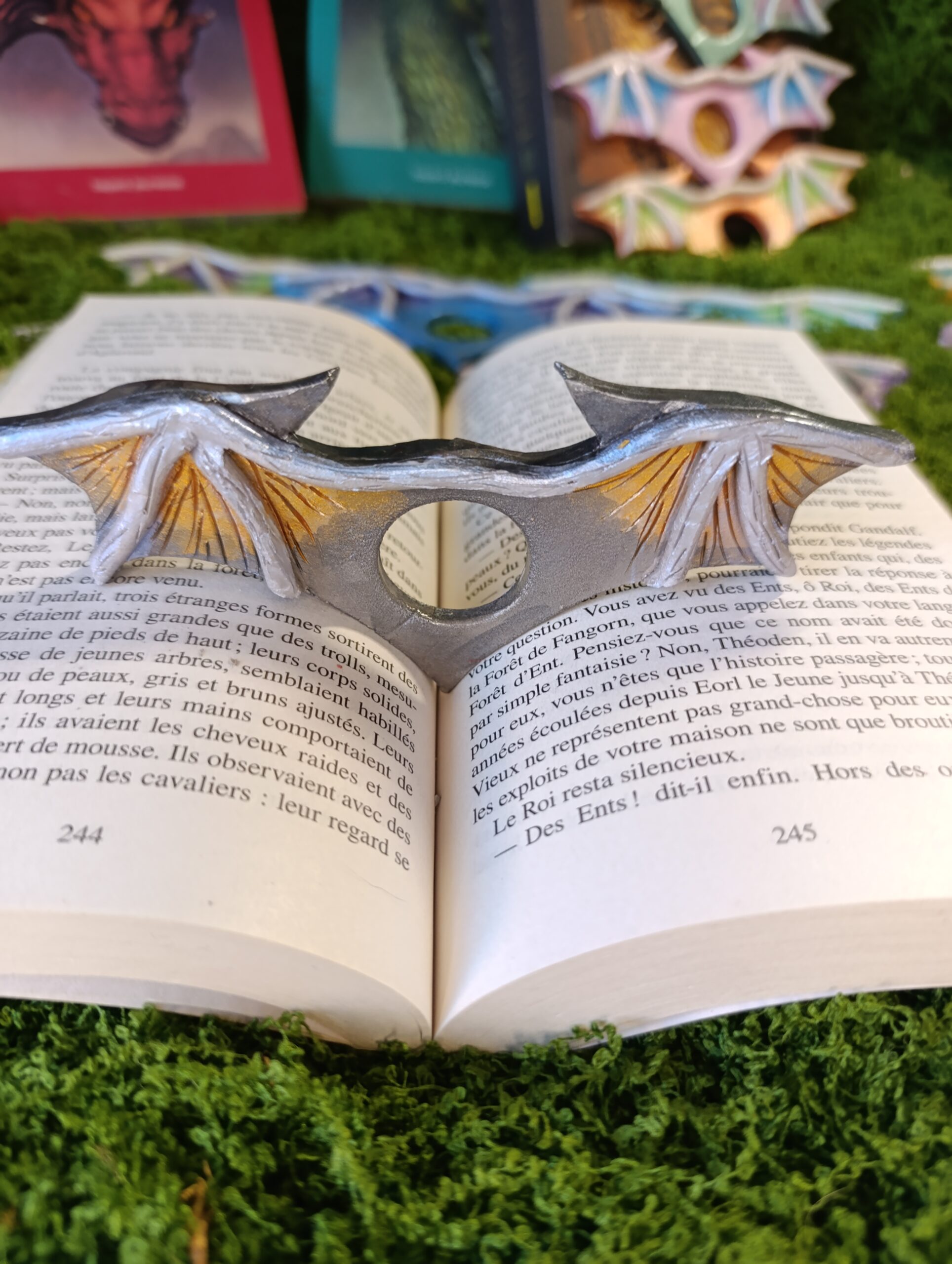 rune féerique celtique – gardienne des murmures enchantés rune féerique celtique – gardienne des murmures enchantés