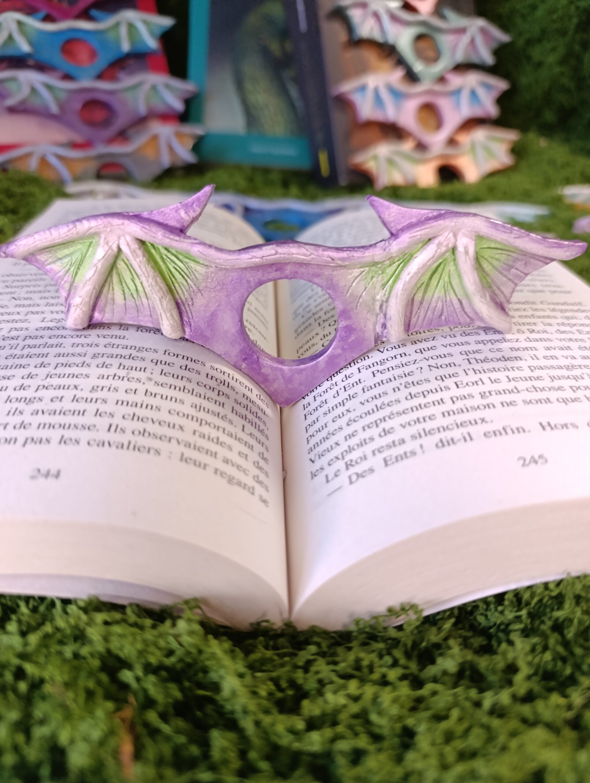 rune féerique celtique – gardienne des murmures enchantés rune féerique celtique – gardienne des murmures enchantés