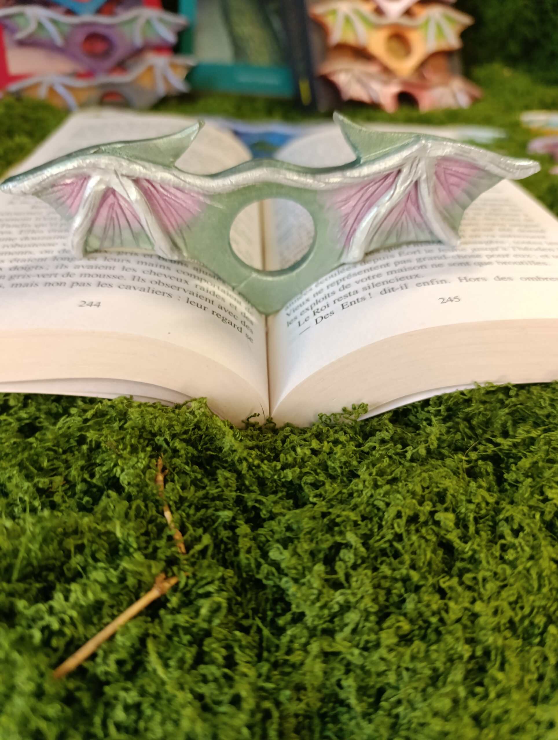 rune féerique celtique – gardienne des murmures enchantés rune féerique celtique – gardienne des murmures enchantés