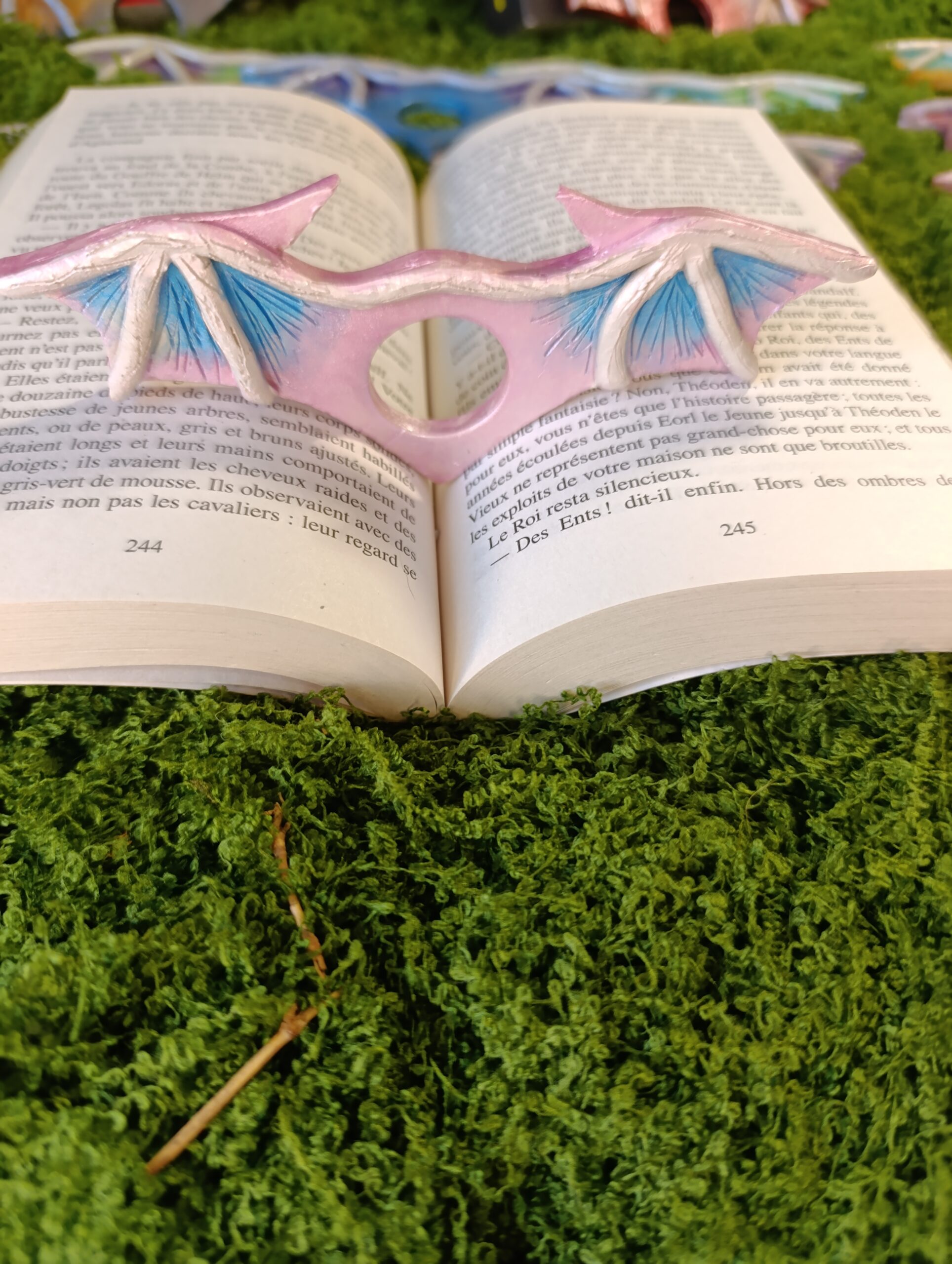 rune féerique celtique – gardienne des murmures enchantés rune féerique celtique – gardienne des murmures enchantés