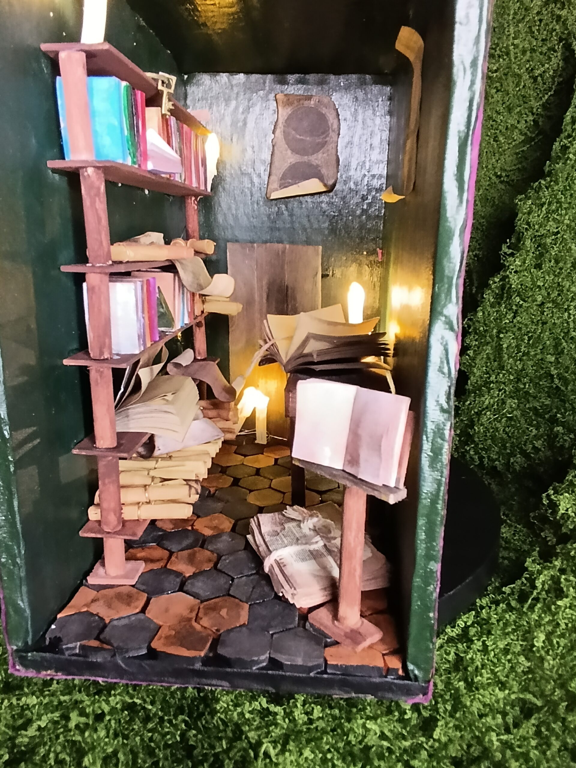 le grimoire des mondes cachés – booknook féerique du village du lys enchanté le grimoire des mondes cachés – booknook féerique du village du lys enchanté