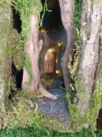 l’Échoppe des distillats – booknook féerique pour bibliothèque