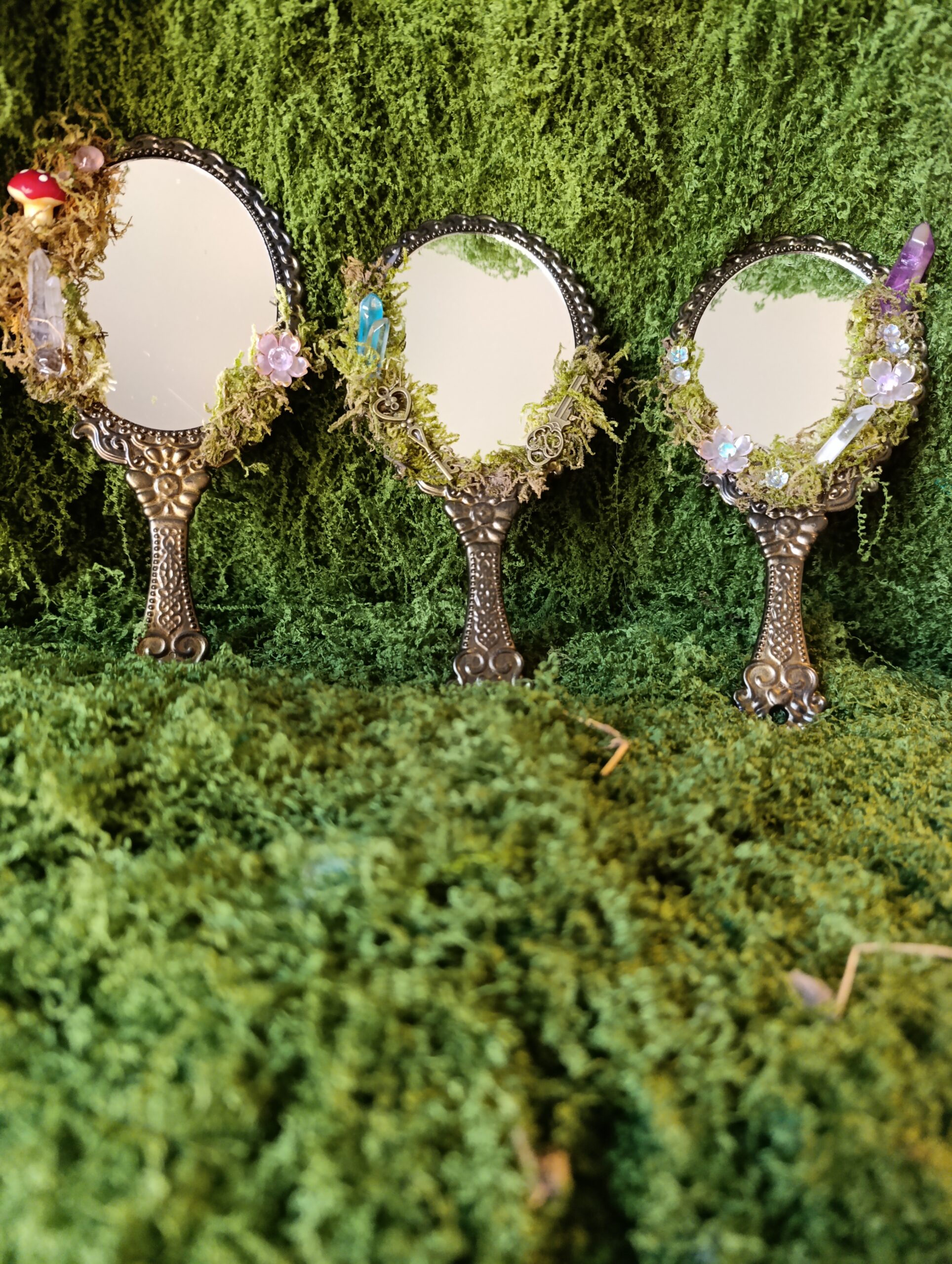 miroir féerique – Éclat de clairière enchantée miroir féerique – Éclat de clairière enchantée