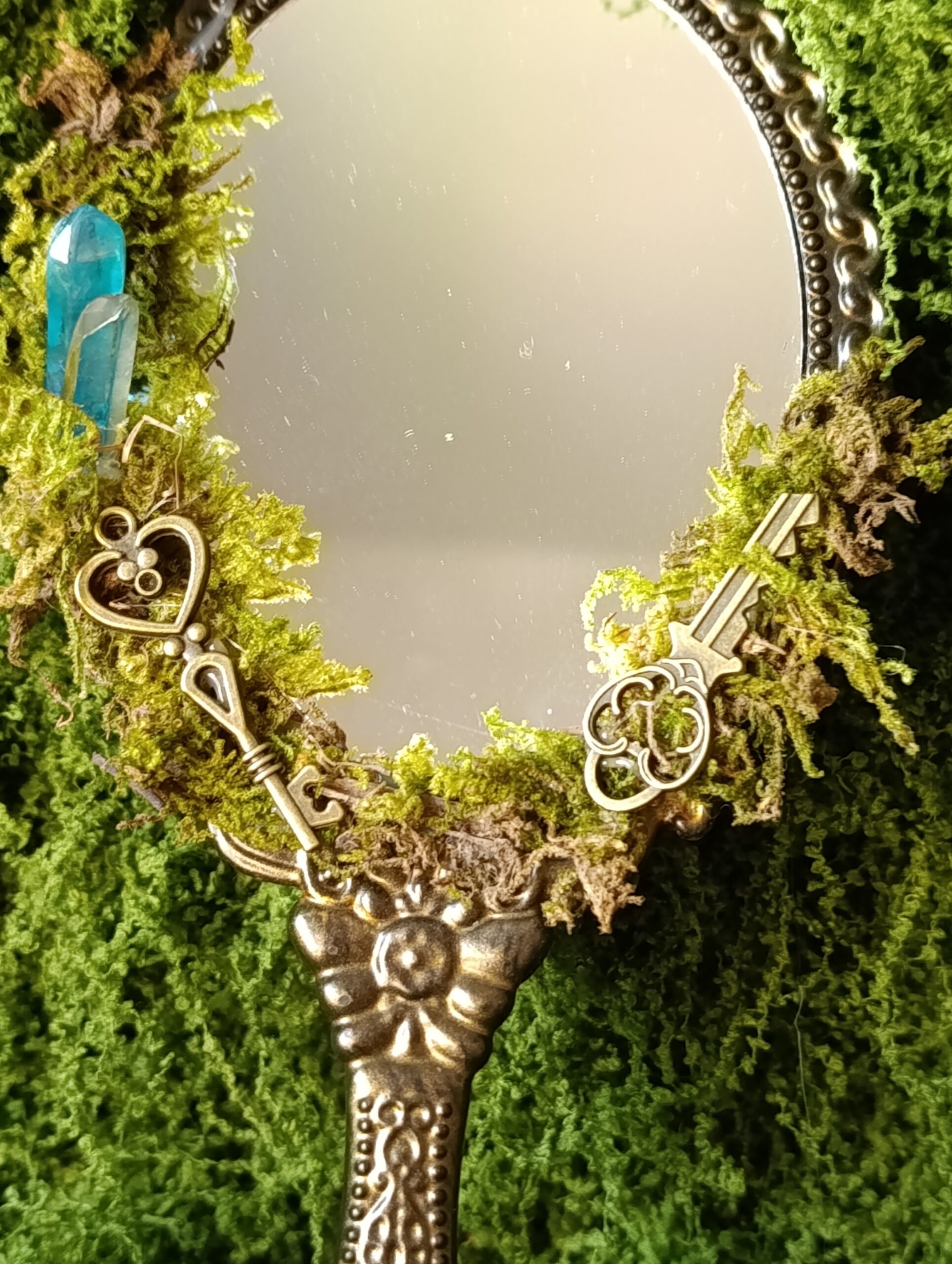 miroir féerique – Éclat de clairière enchantée miroir féerique – Éclat de clairière enchantée