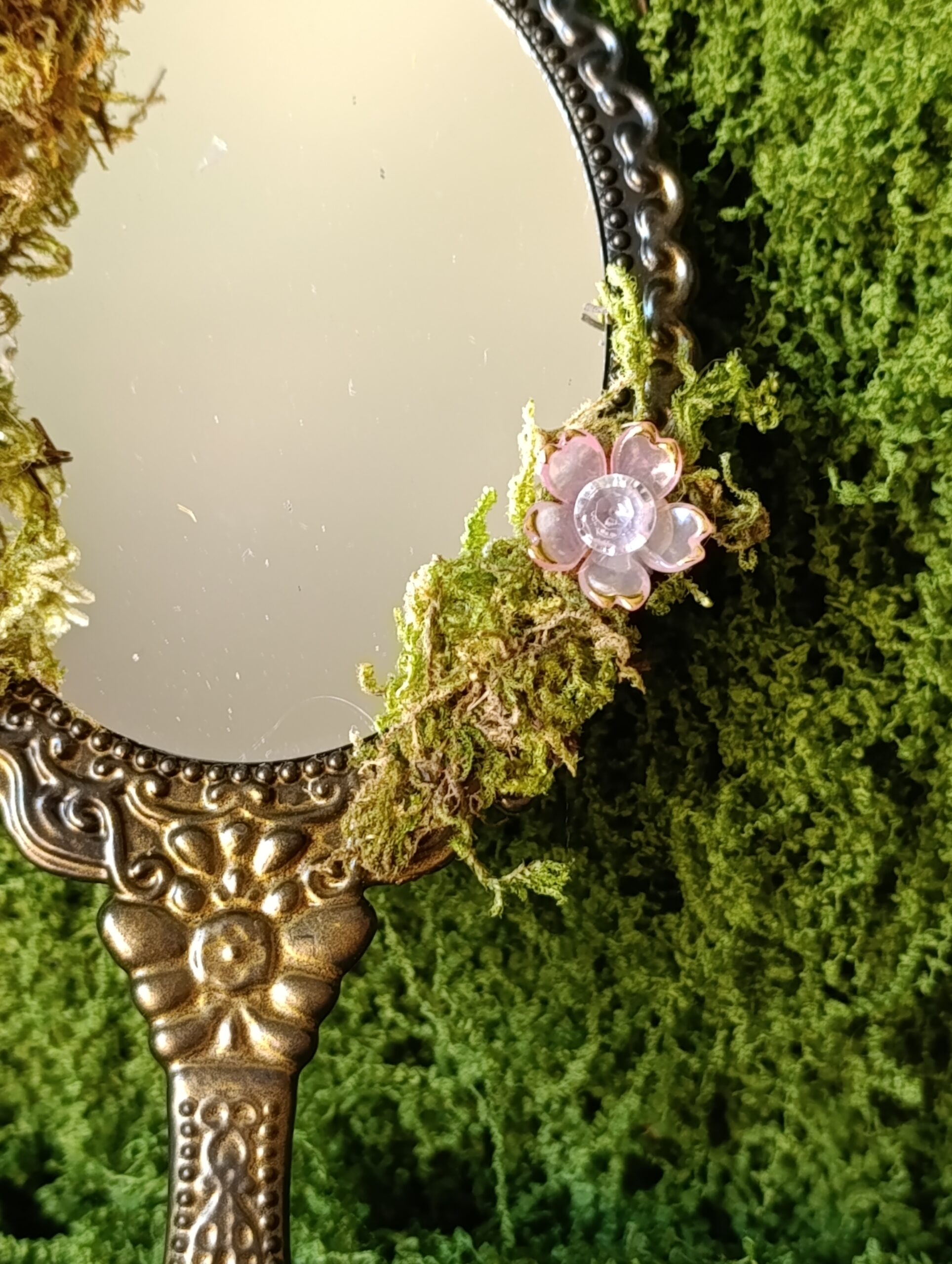 miroir féerique – Éclat de clairière enchantée miroir féerique – Éclat de clairière enchantée