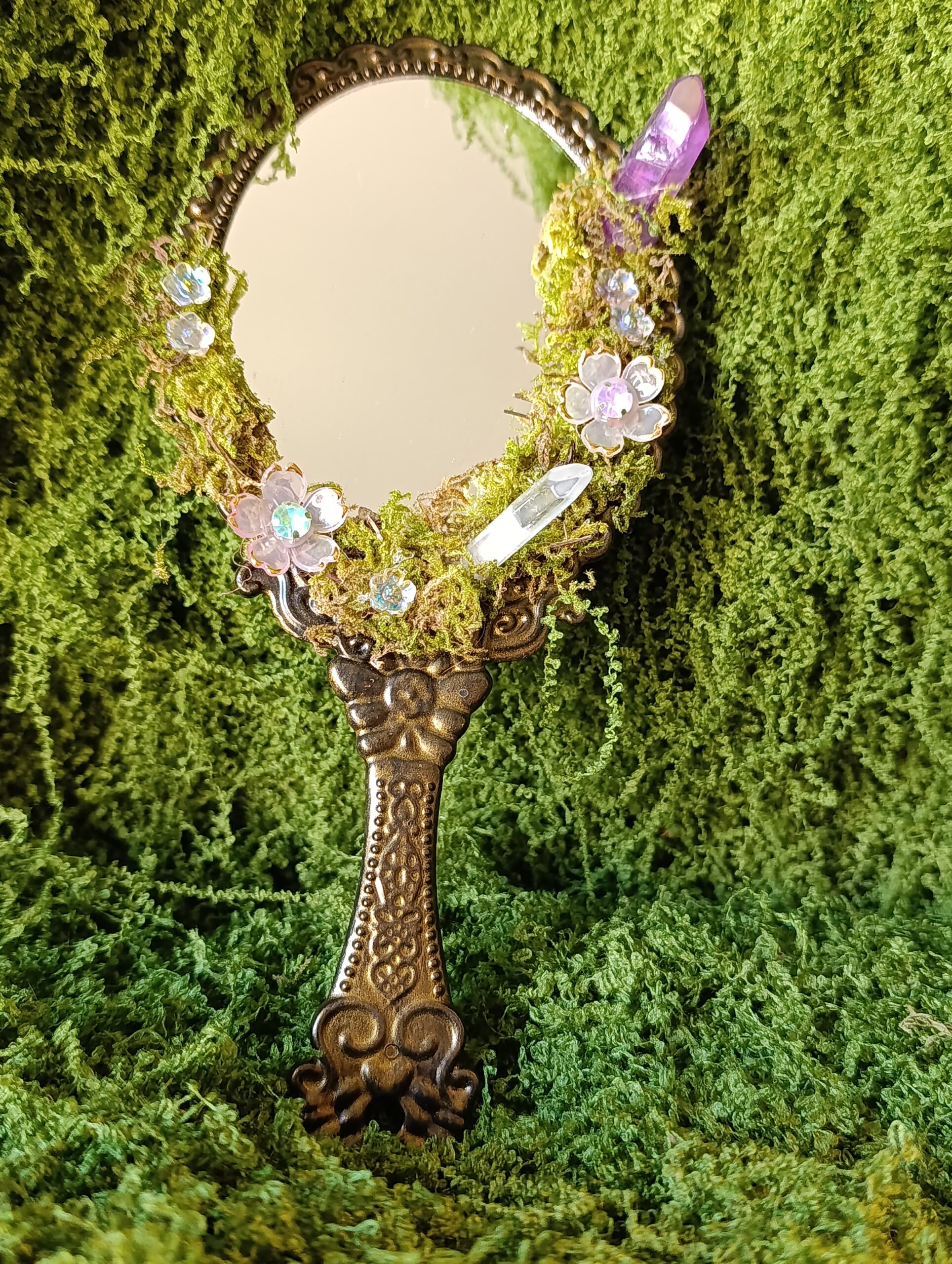 miroir féerique – Éclat de clairière enchantée miroir féerique – Éclat de clairière enchantée
