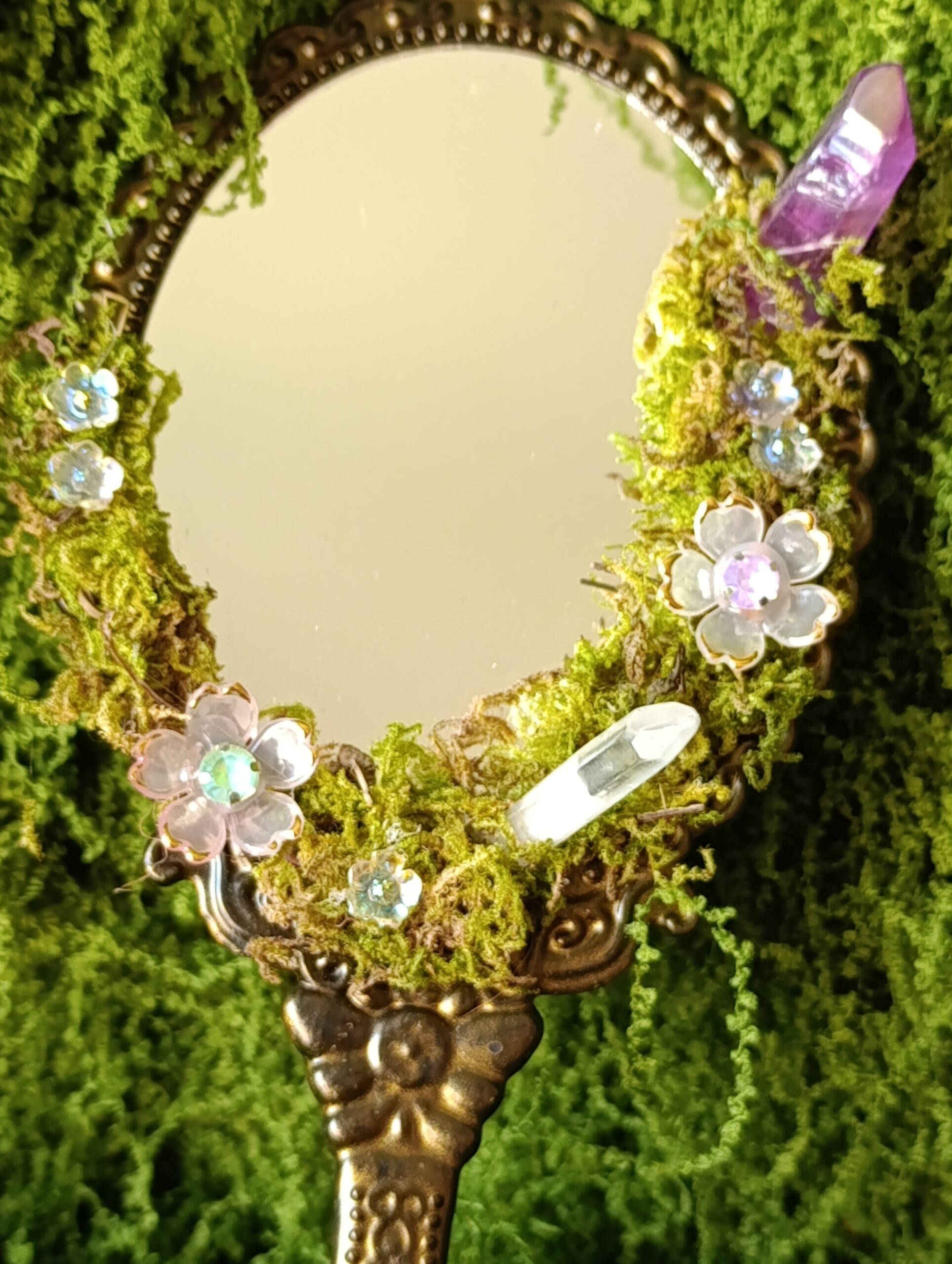 miroir féerique – Éclat de clairière enchantée miroir féerique – Éclat de clairière enchantée