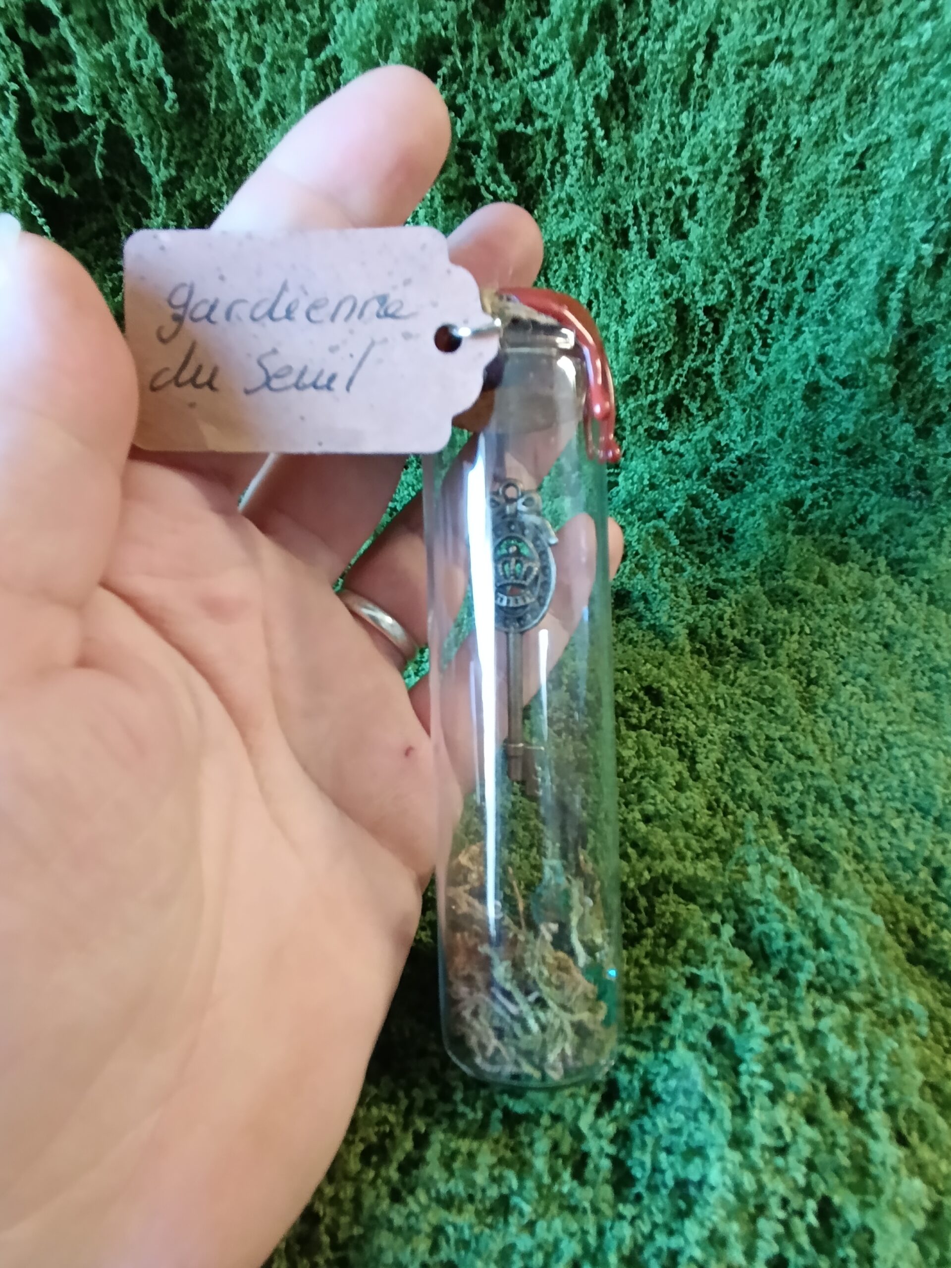 clé scellée des mondes cachés – relique du village du lys enchanté clé scellée des mondes cachés – relique du village du lys enchanté