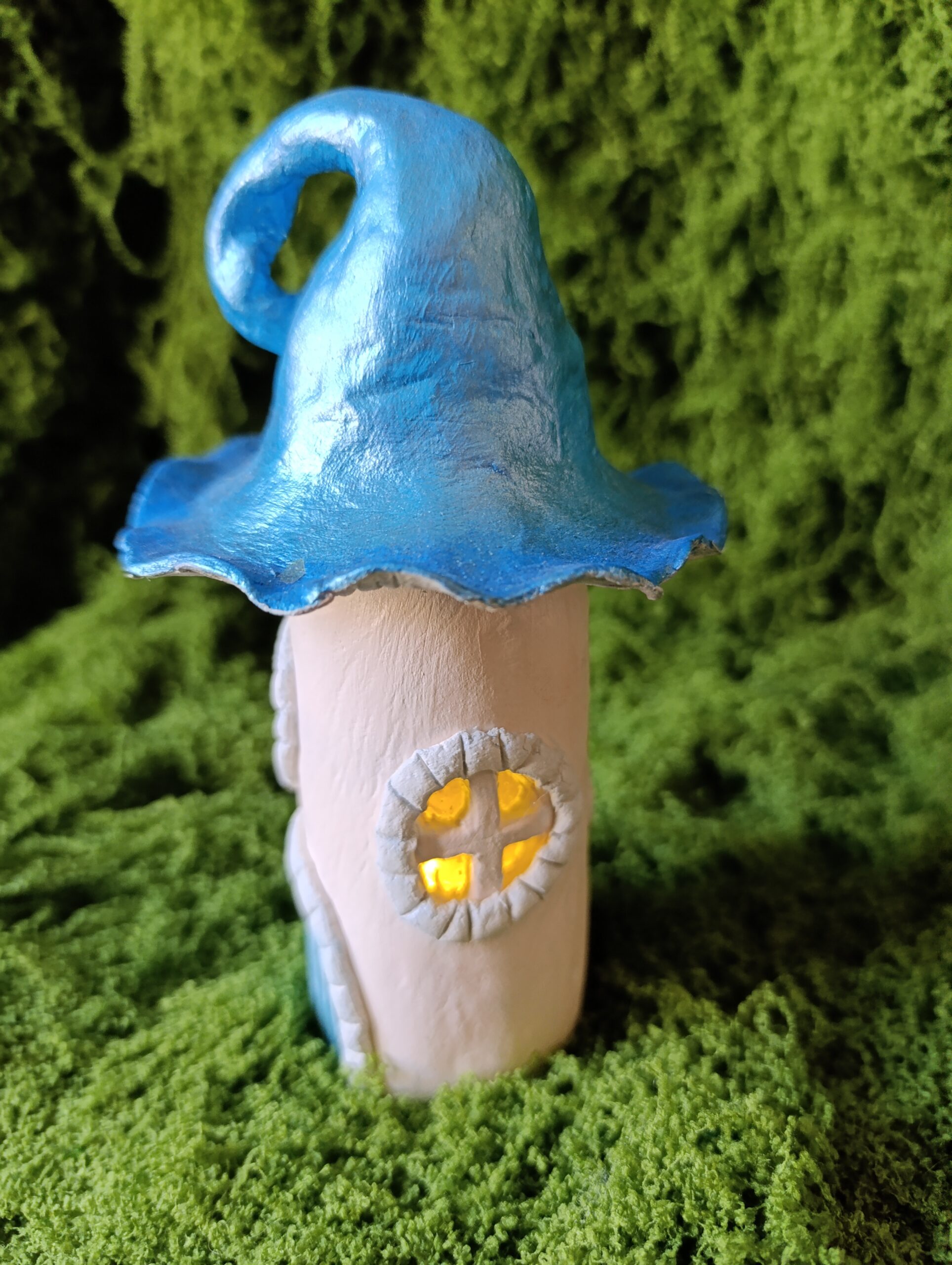 maison du sous bois du lys – maison champignon féerique lumineuse maison du sous bois du lys – maison champignon féerique lumineuse